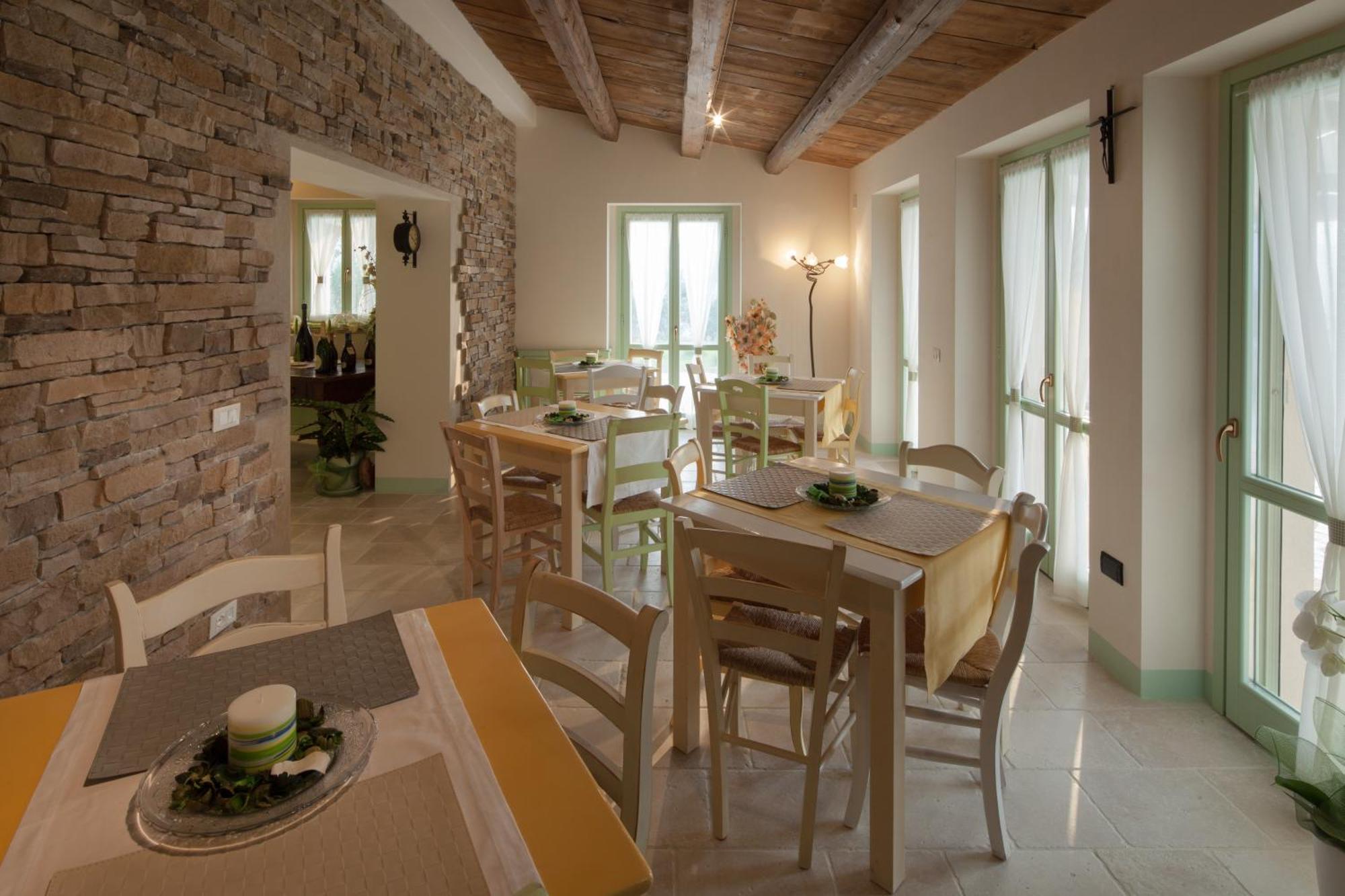 Le Maracla Country House Iesi Exterior photo