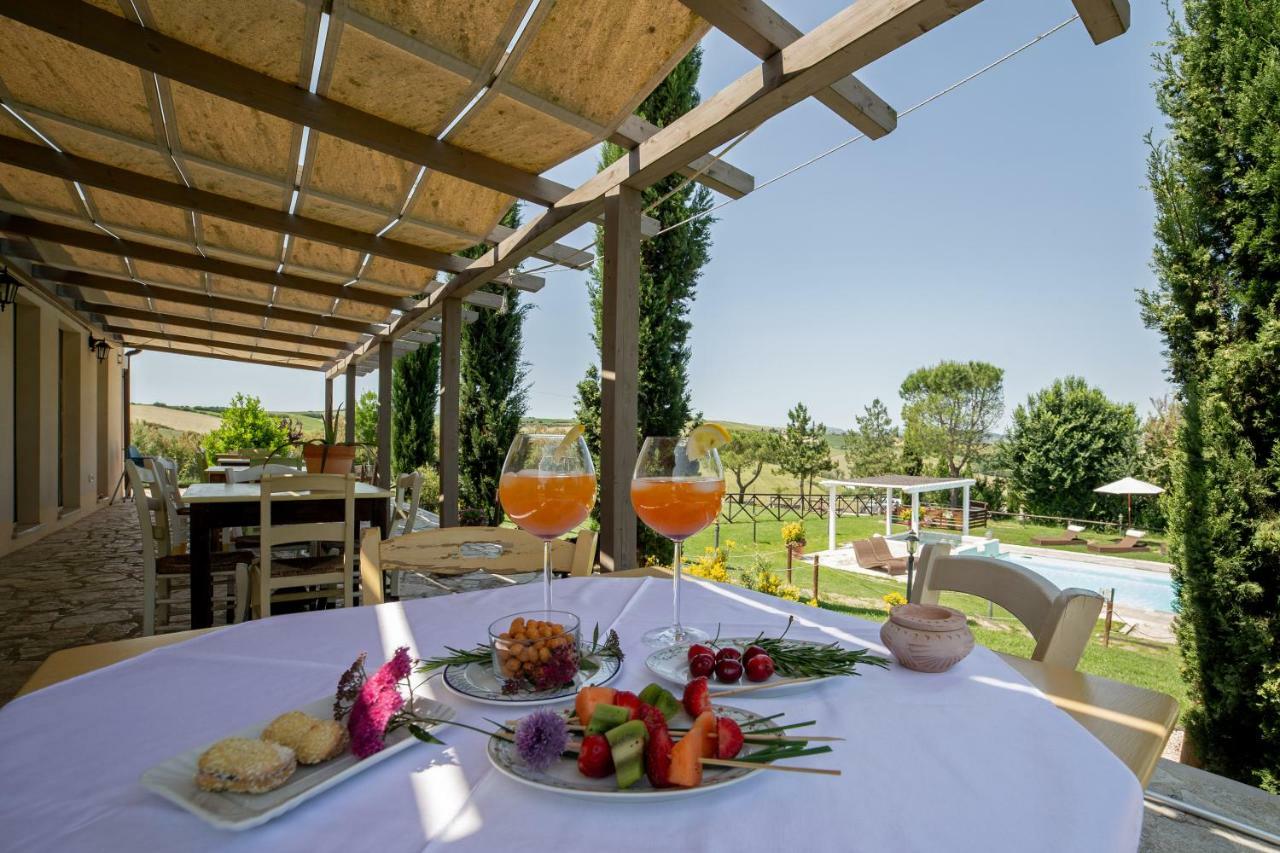 Le Maracla Country House Iesi Exterior photo