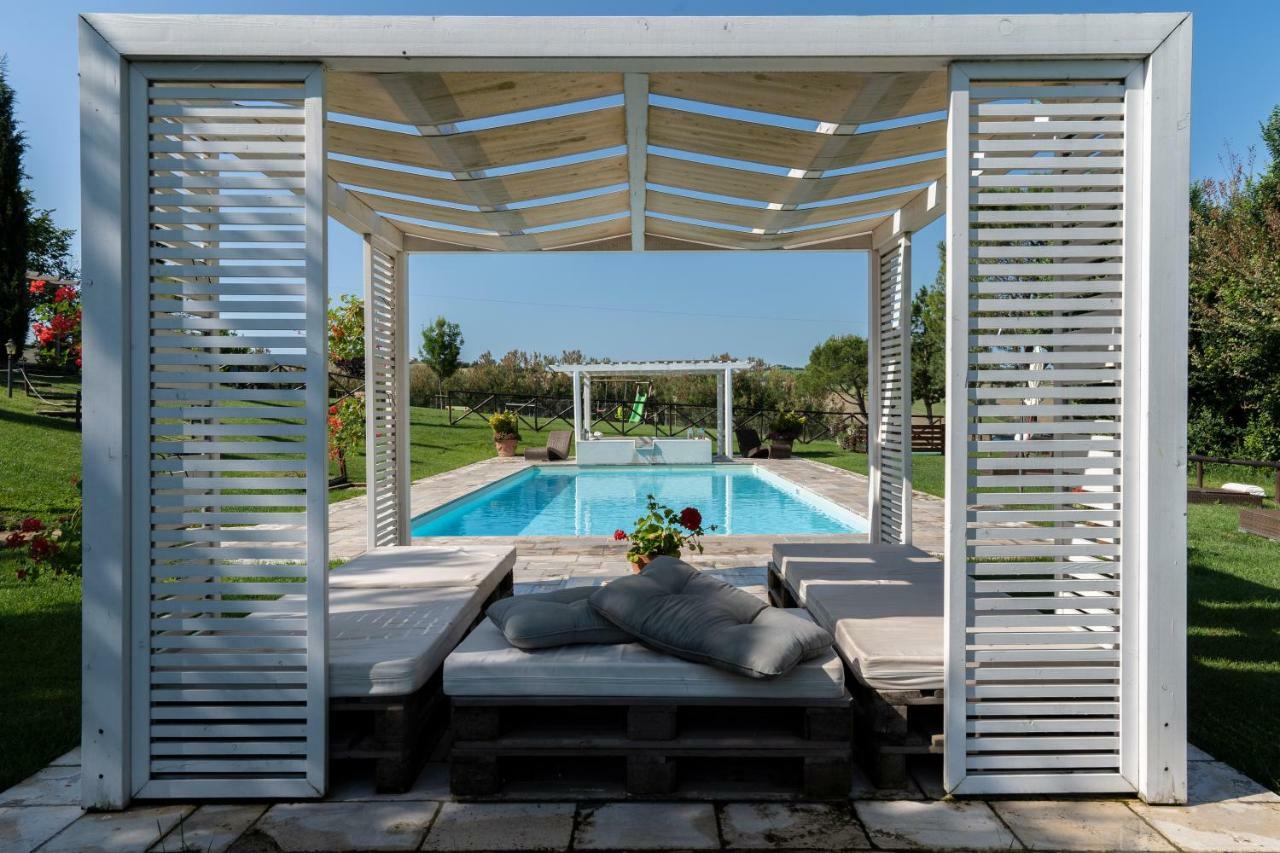 Le Maracla Country House Iesi Exterior photo